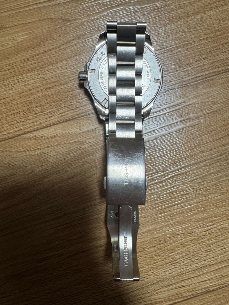 태그호이어 아쿠아레이서 오토매틱, 43 mm, 품번 WAY2010.BA0927 이미지