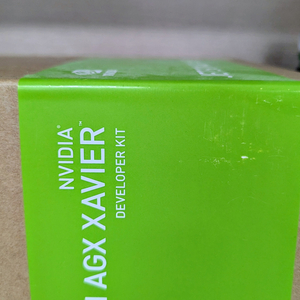 NVIDIA Jetson AGX Xavier Development Kit 새제품 이미지