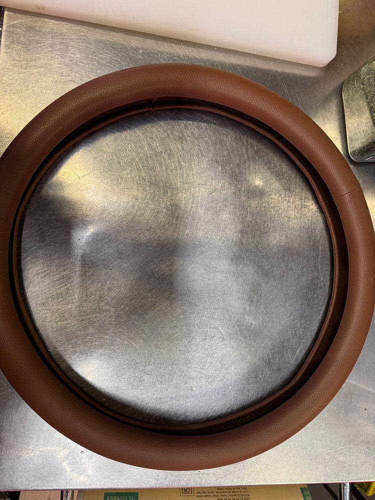 하이칸) 350-360사이즈 브라운 자동차 핸들커버 이미지