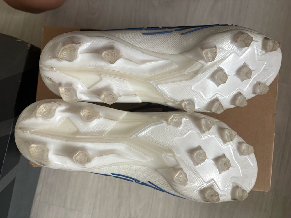 아디다스 프레데터 엣지 축구화 화이트240 이미지