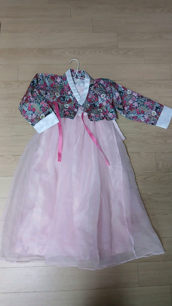 여아한복 5~6세 사이즈 퓨전한복 핸드백 세트 이미지