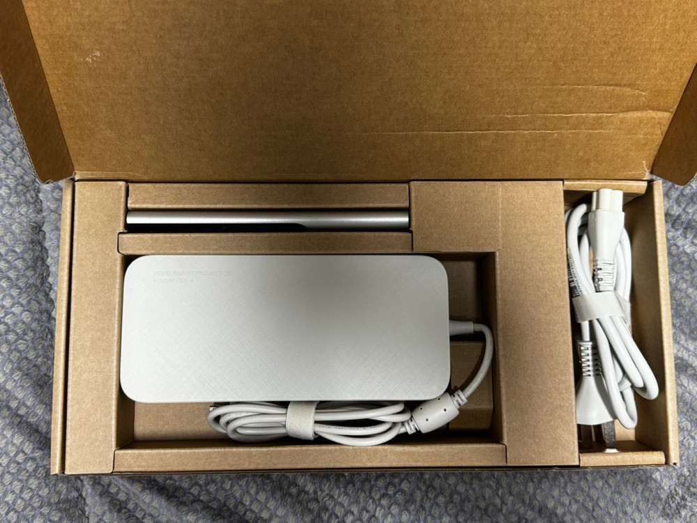 홈시네마 고성능 4K 빔프로젝터 이미지