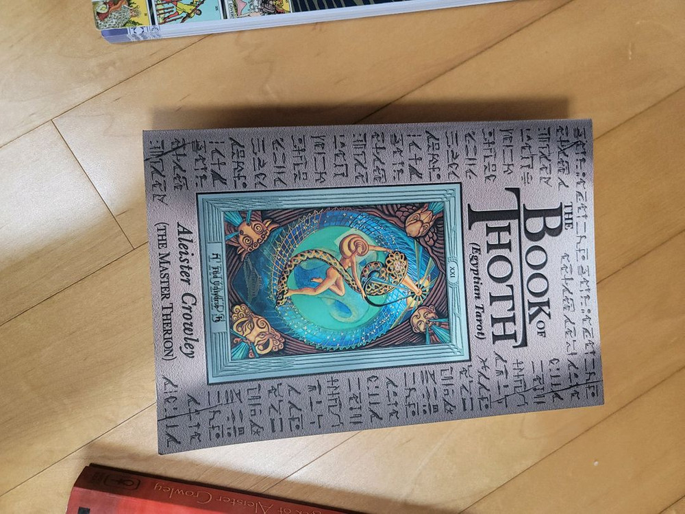 타로관련 외국서적 이미지