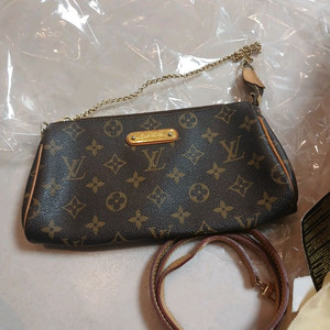 정품 루이비통 에바클러치 이미지