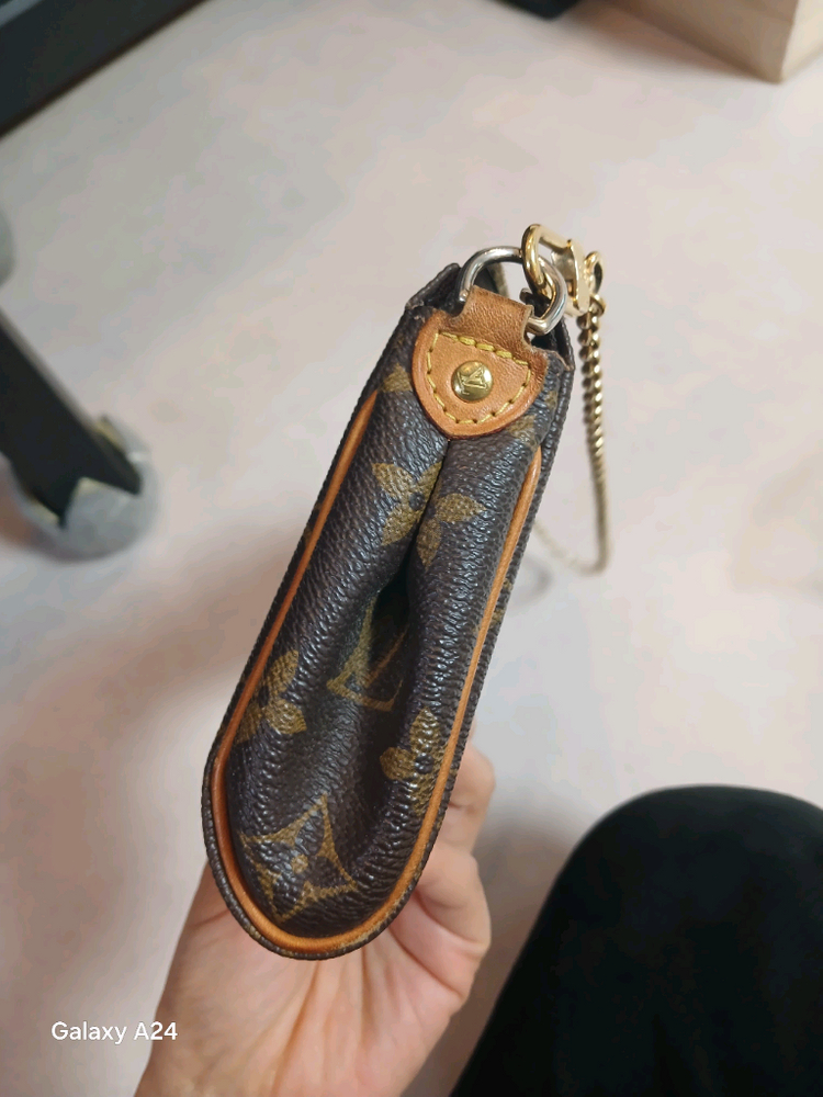 정품 루이비통 에바클러치 이미지