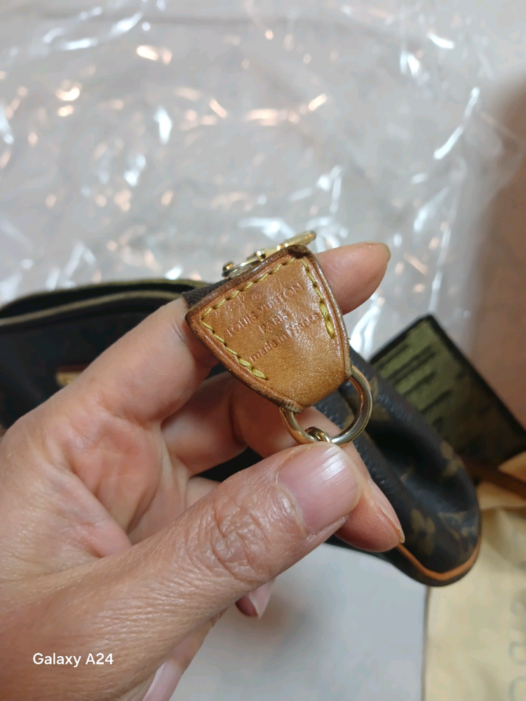 정품 루이비통 에바클러치 이미지