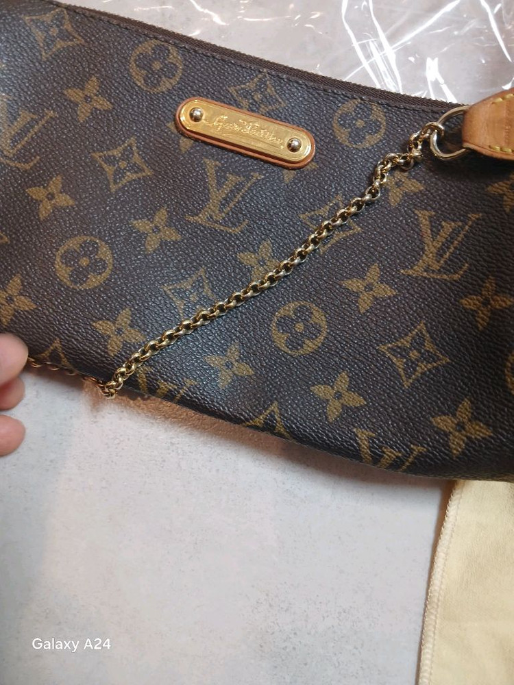 정품 루이비통 에바클러치 이미지