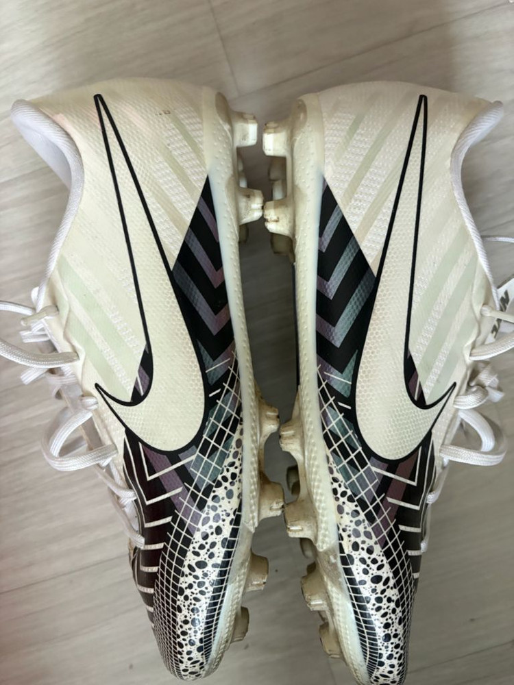 나이키 축구화 240 이미지