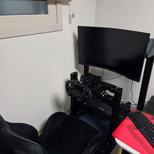 moza r9 v3 풀세트판매 (프로파일,페달, 시트, 모니터, 림) 이미지