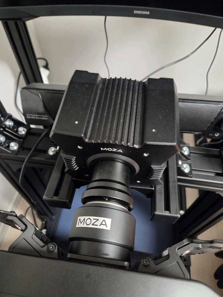 moza r9 v3 풀세트판매 (프로파일,페달, 시트, 모니터, 림) 이미지