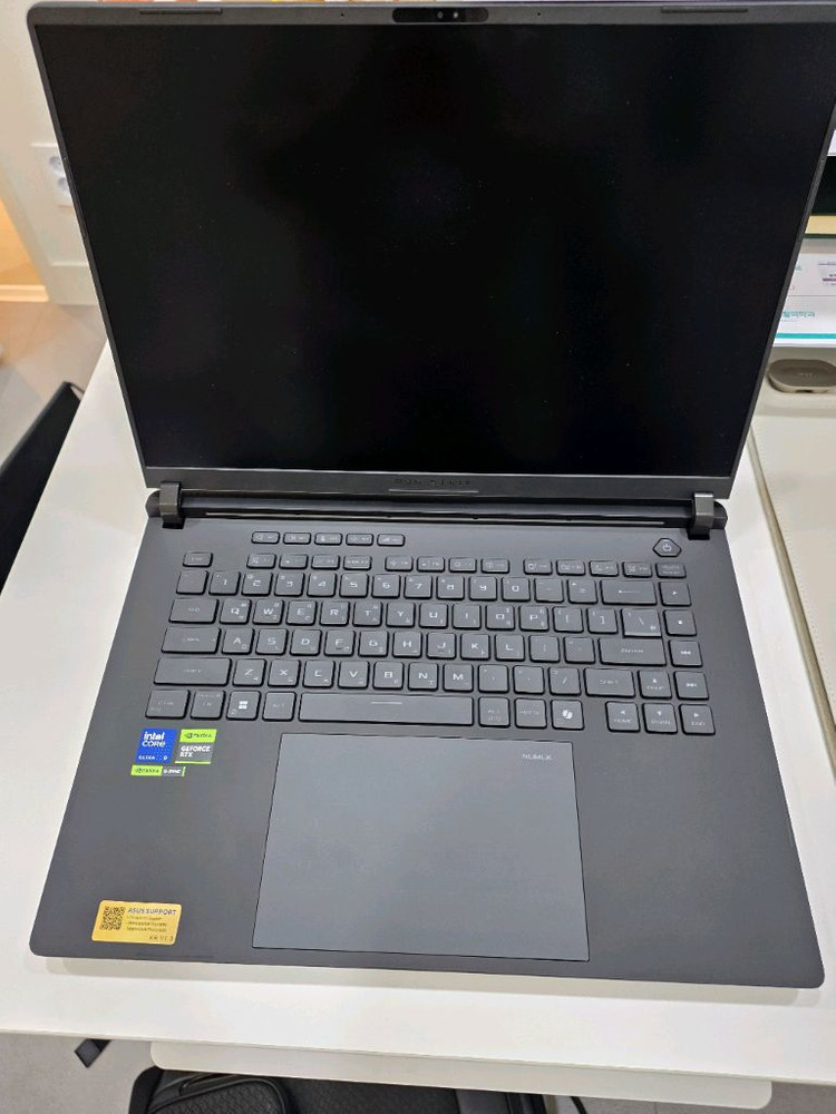 ASUS ROG STRIX SCAR 16 5090 32G 2TB 이미지