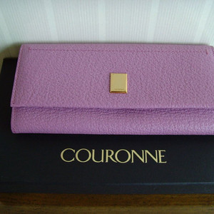 쿠론 다인 장지갑 이미지