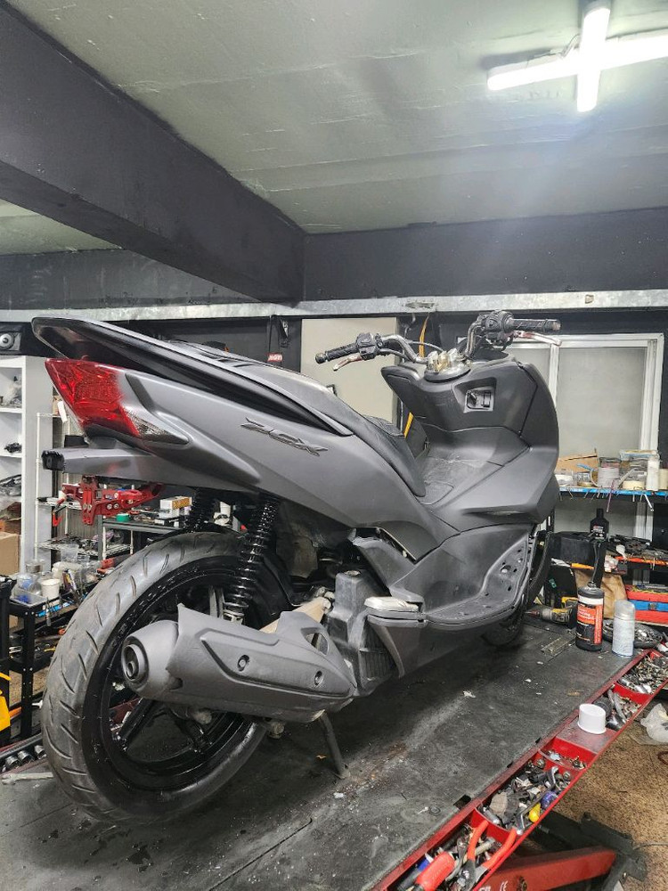 혼다 PCX125 14년.15년식 팝니다. 꾸밀차량 이미지