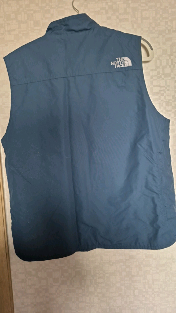 노스페이스 얇은조끼 m 하자x깔끔 이미지