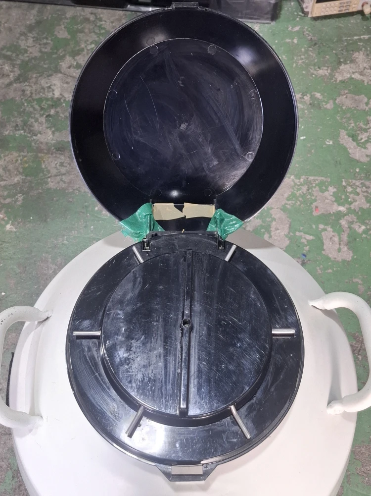 CBS XC 47-11 Cryosystem 극저온시스템 질소 탱크 이미지