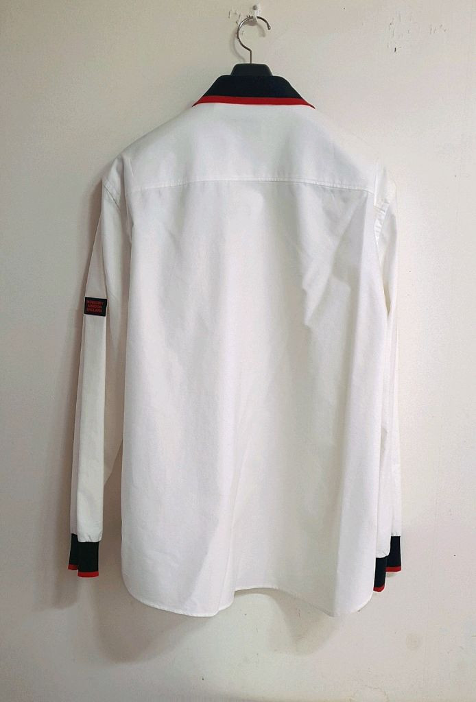 버버리 리브전환 코튼 긴팔 셔츠 화이트 8013457 정품 판매 합니다. 이미지