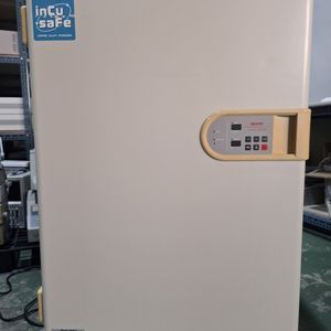 SANYO MCO-15AC CO2 Incubator 164L 인큐베이터 이미지