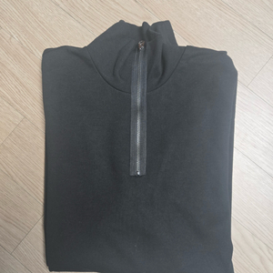 ILCORSO 블랙 세미오버핏 집업 하이넥 롱 슬리브 이미지