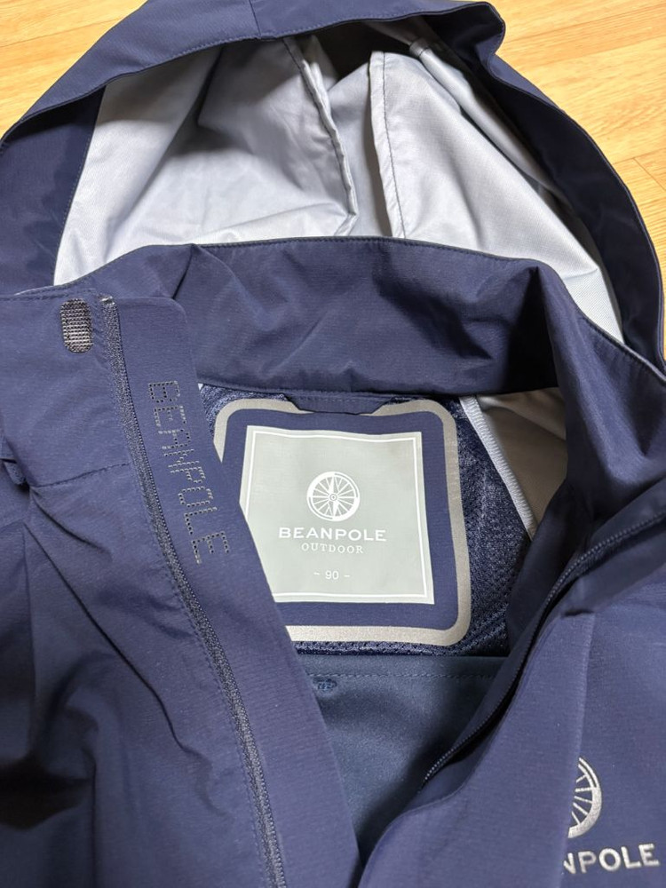 빈폴 바람막이 여성 네이비 90 / 2만원 이미지