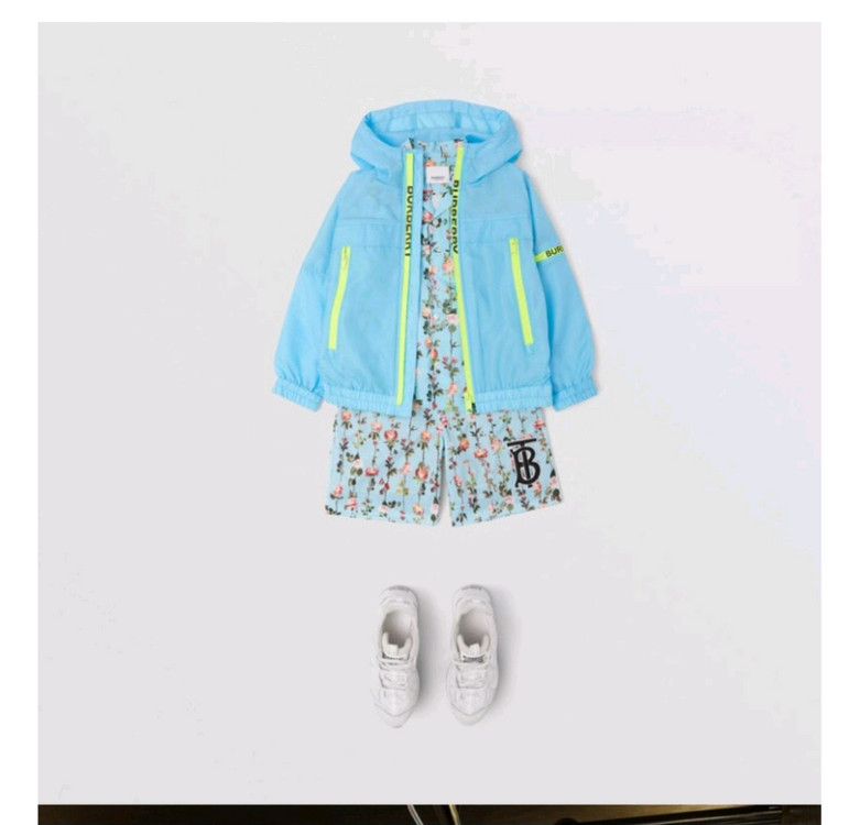 정품.새것상태) 2y 버버리 키즈 바람막이 자켓 버버리키즈 이미지