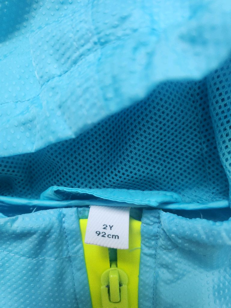 정품.새것상태) 2y 버버리 키즈 바람막이 자켓 버버리키즈 이미지