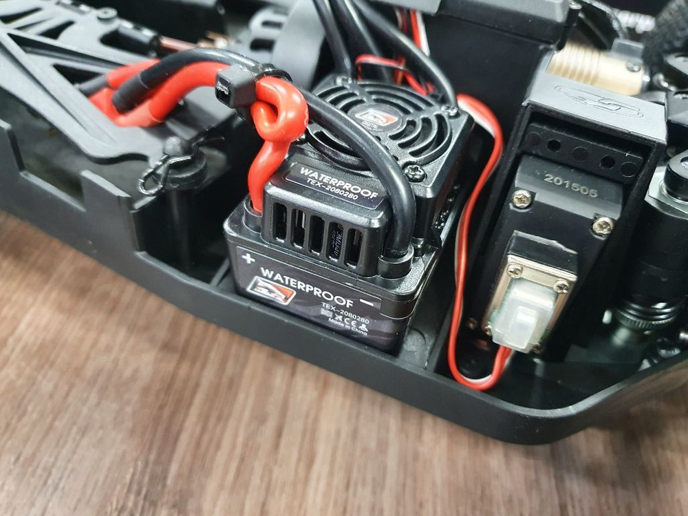 rc카 알씨카 1/8 전동버기 팝니다 이미지