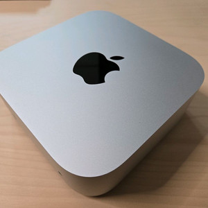 애플 맥 미니 M4 기본형 + 매직 트랙패드(MMMP3KH/A) + 매직 키보드 Touch ID 이미지