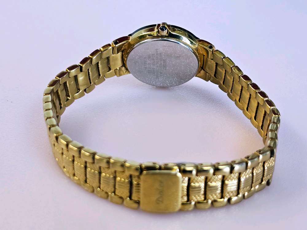 세이코 돌체(Seiko Dolce) 고급 금장 세라믹 드레스 워치 이미지