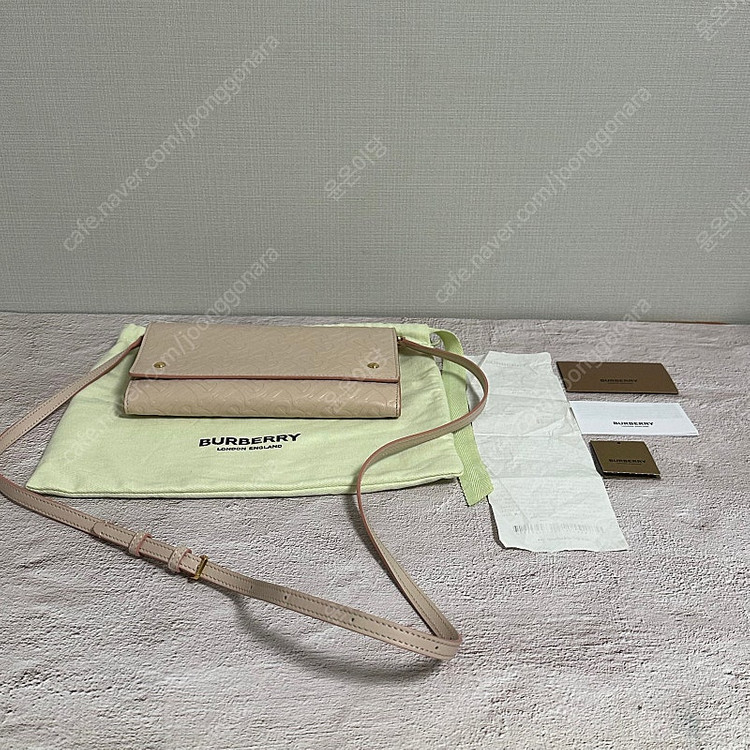 [풀구성] 버버리 TB 모노그램 레더 월렛 크로스백 핑크 이미지