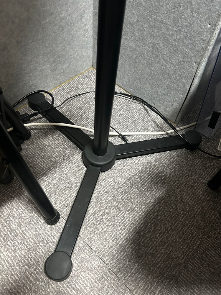 독일 K&M 26720 스피커 스탠드 1조 이미지