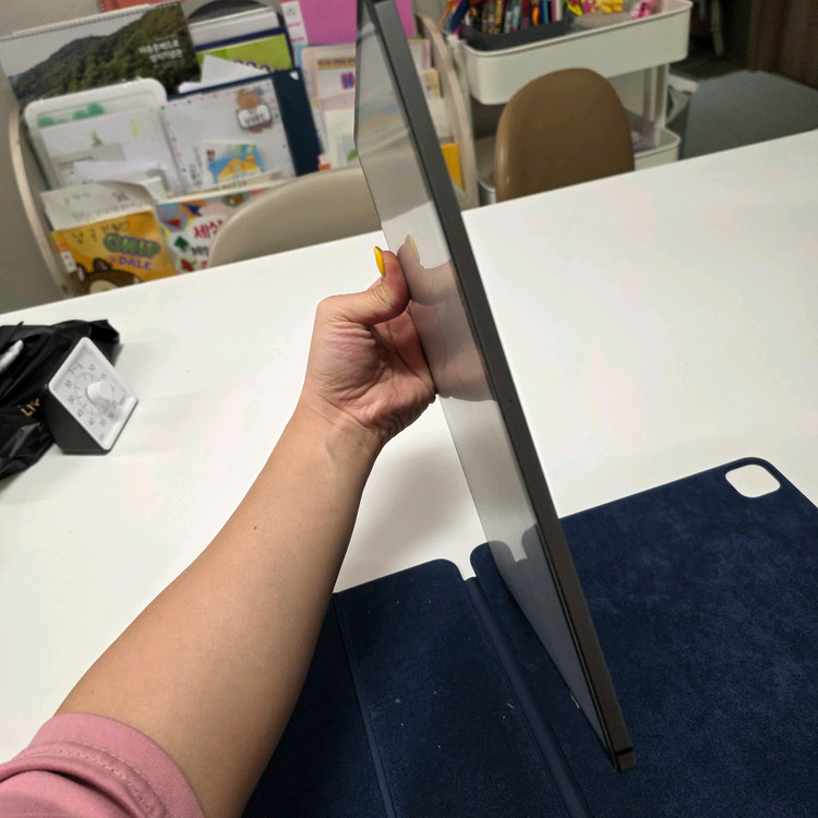 아이패드 프로 5세대 12.9세대 2테라 셀룰러 이미지