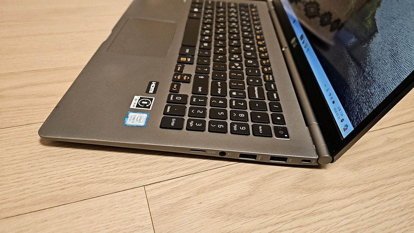 LG 그램 15인치 i5 노트북 팝니다 gram 이미지