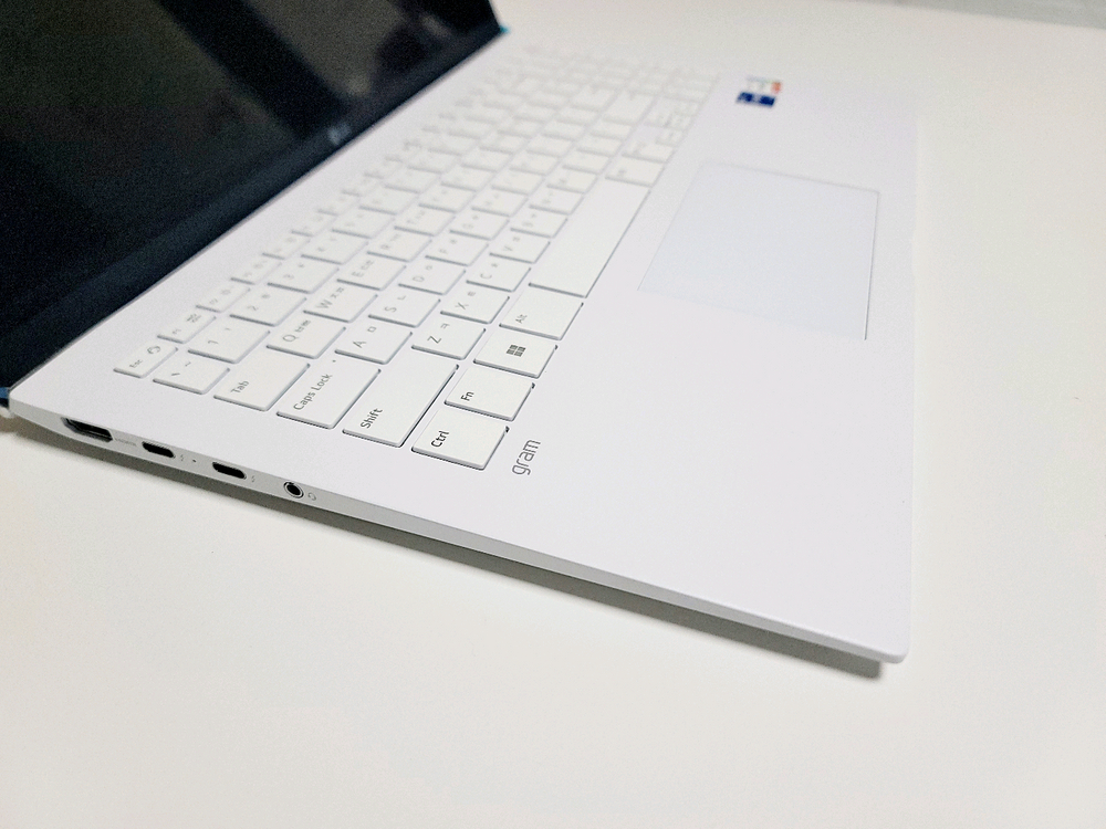 LG 그램 15ZD90RU 노트북 이미지