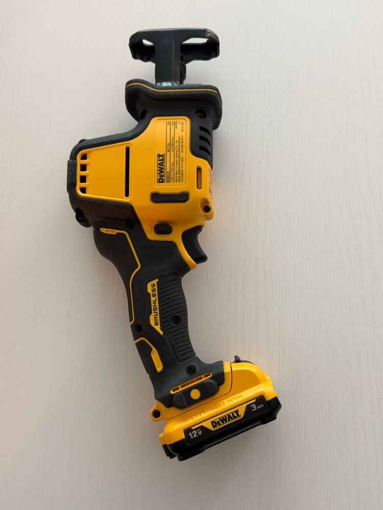 디월트 dcs312 컷소 무선 이미지