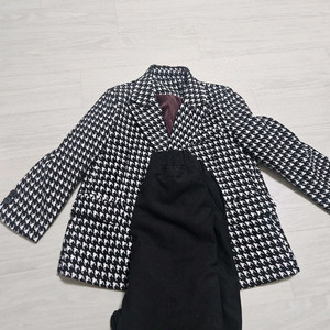 유아 새상품 하운드투스 자켓 + 검정 바지 정장세트 110 이미지