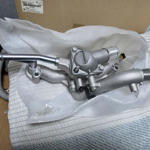 팜] 그랜저 TG v6 2.7 가솔린 워터 쿨런트 어셈블리 25600 3E251 이미지