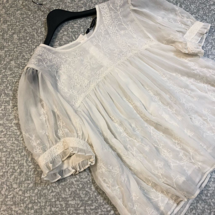 ZARA 자라 마랑맛 레이스 시스루 아일렛 벌룬 반팔 블라우스 자수 이미지