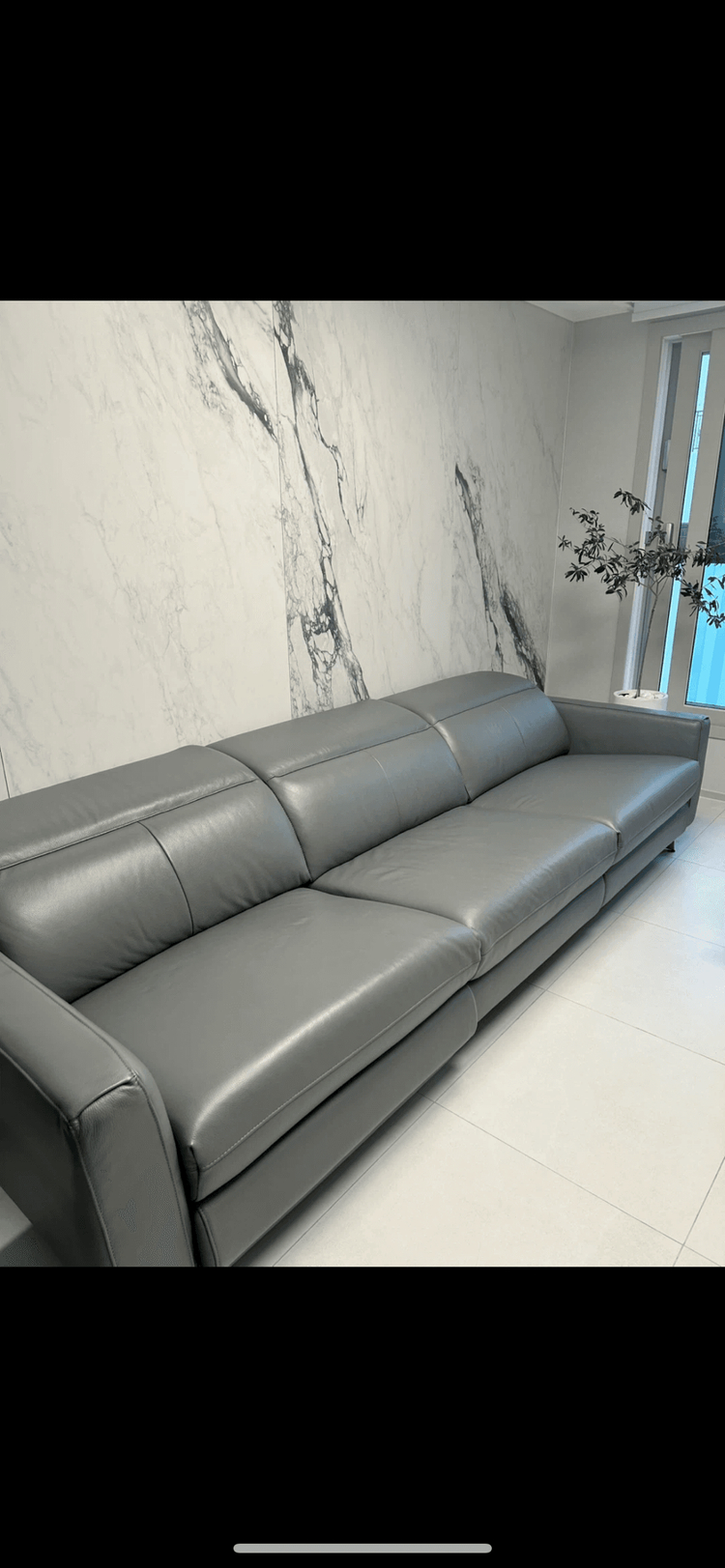 까사미아 리클라이너 4인용 소파 (4월13일까지) 이미지