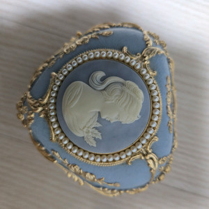 하트 모양 보석함 이미지