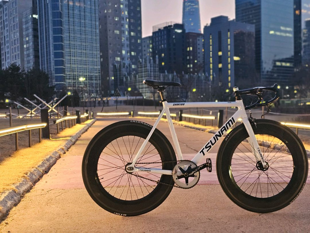 쓰나미화이트 급처!! 이미지