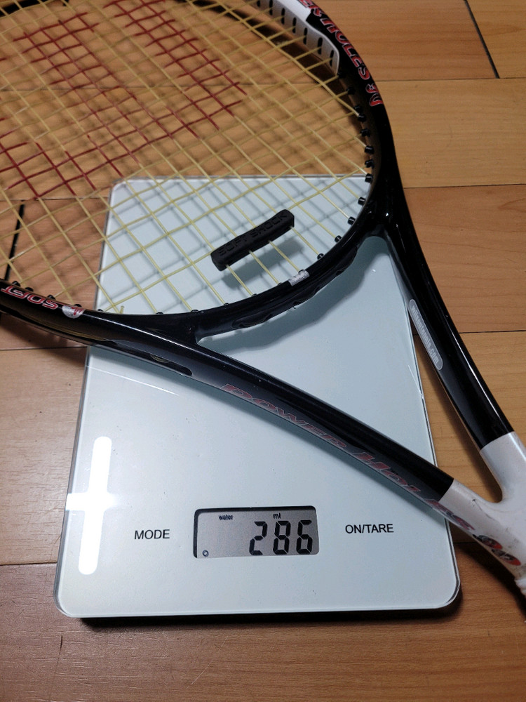 윌슨 POWER HOLES 90 테니스 라켓 이미지