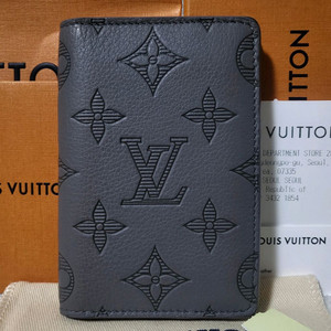 [신형/새상품급] 루이비통 쉐도우 오거나이저 카드지갑 그레이 이미지