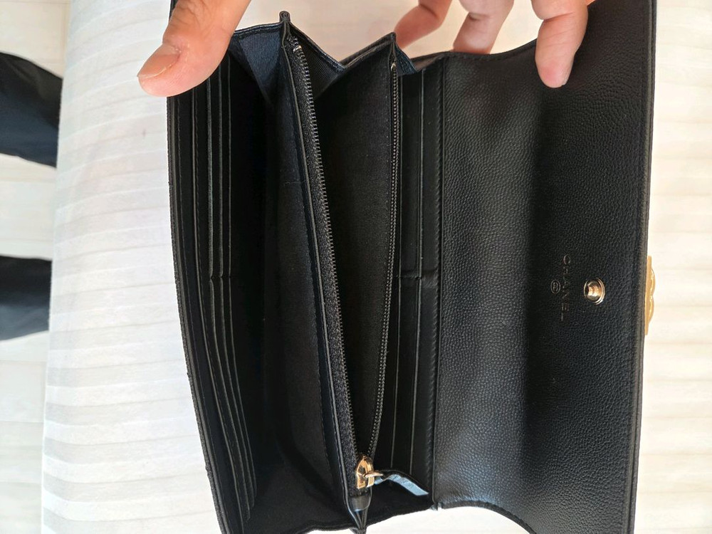 샤넬 보이 금장 장지갑 이미지