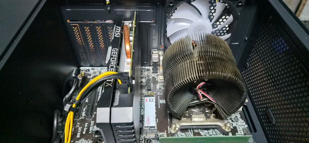 인텔 i7 6700/ 3.4gb. GTX 1660super.512 gb ssd. DDR4-16gb 이미지