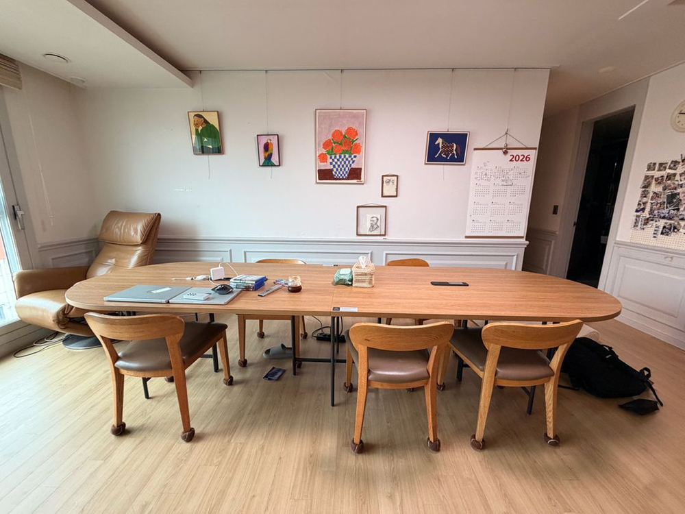 데스커 w3400 d1000 라운드 빅테이블 이미지