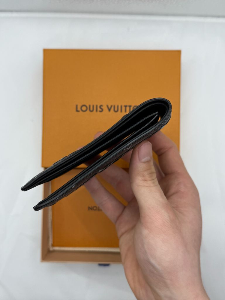 루이비통 페이디드 반지갑 이미지