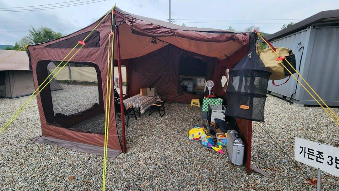 에어팝 텐트 트레일러 팝니다. 이미지