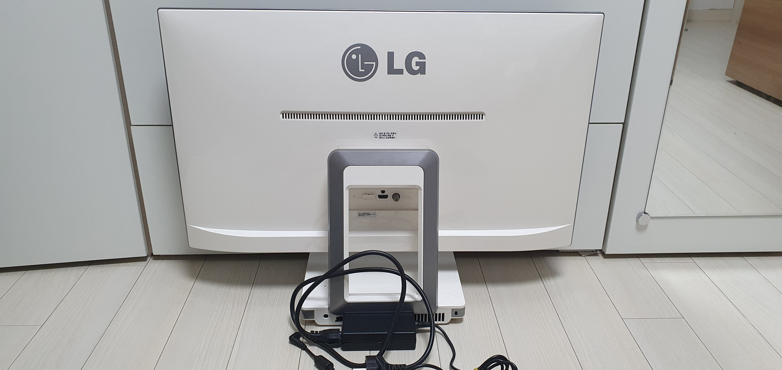 LG 27인치 일체형 PC 판매 이미지