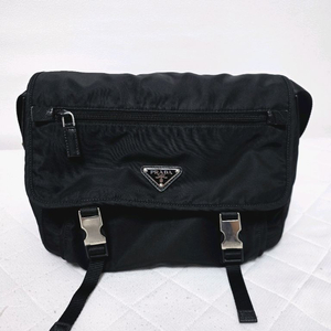 프라다 리나일론 메신저 숄더백(PRADA 1BD953) 이미지