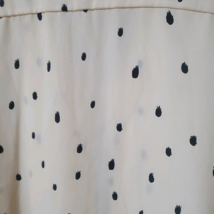 포인트 타이 브이넥 블라우스 / 프롬비기닝 육육걸즈 핫핑 리리앤코 공구우먼 트렌디어패럴 블랙업 어텀 민지콩 리린 이미지